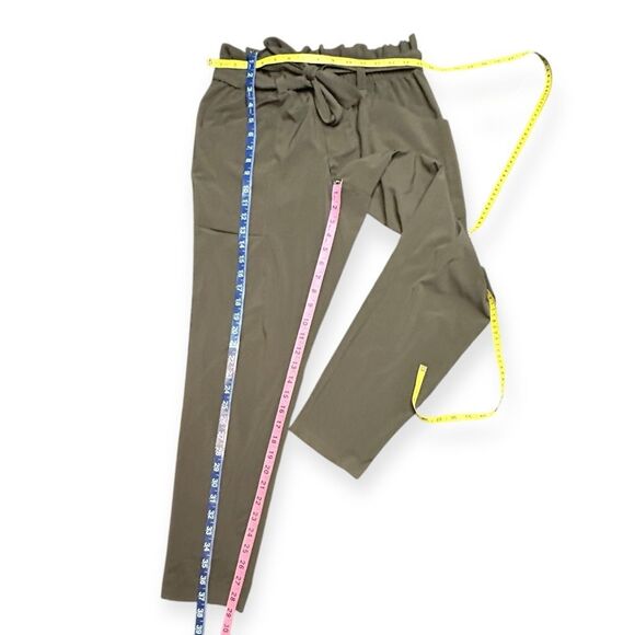 ATHLETA Women’s Olive Green Skyline Paperbag Waist Pants Size 6 Style #292915 - Picture 6 of 6